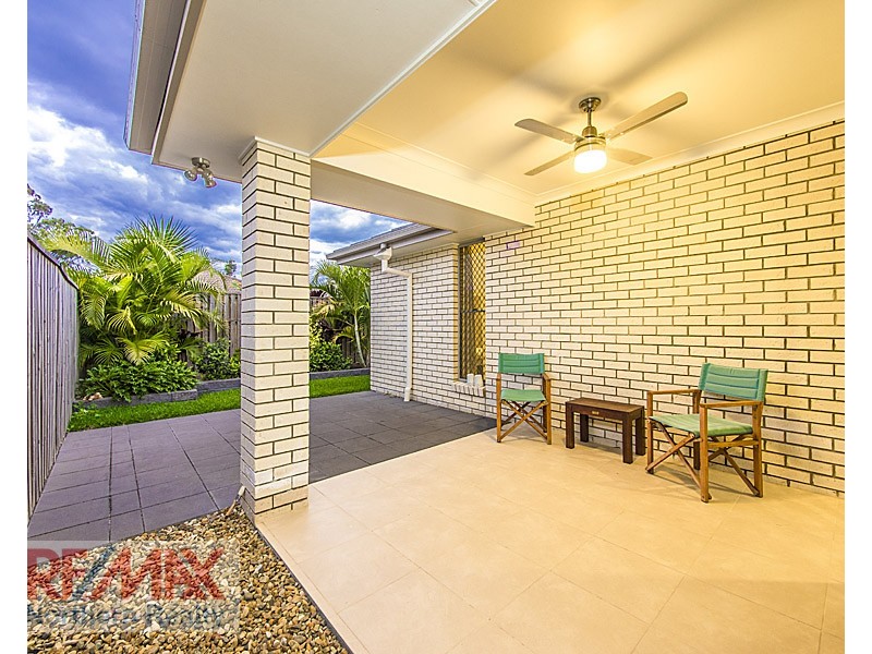 8 Moreton Street, Fitzgibbon QLD 4018