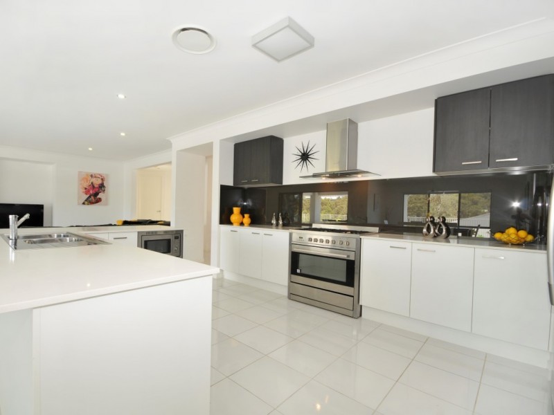 21 Rainbird Close, Bunya QLD 4055