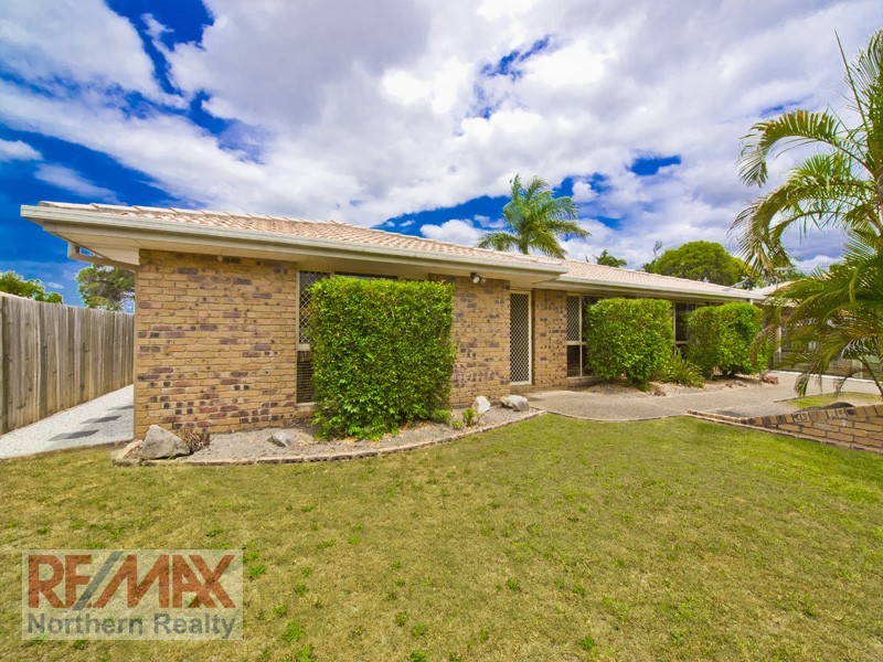 30 Flamingo Drive, Albany Creek QLD 4035