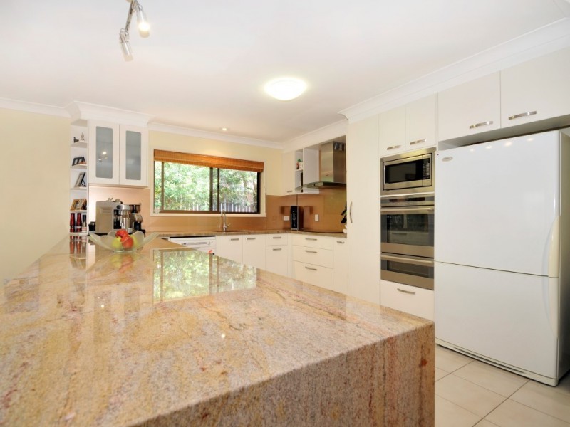 25 Tingward Street, The Gap QLD 4061