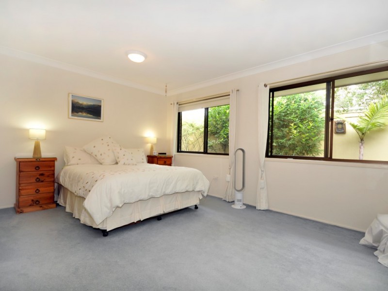 25 Tingward Street, The Gap QLD 4061