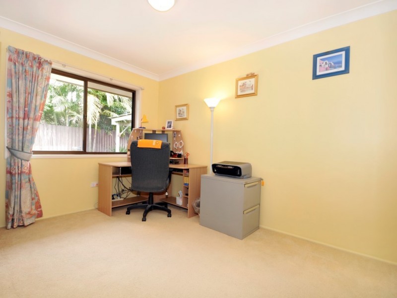 25 Tingward Street, The Gap QLD 4061