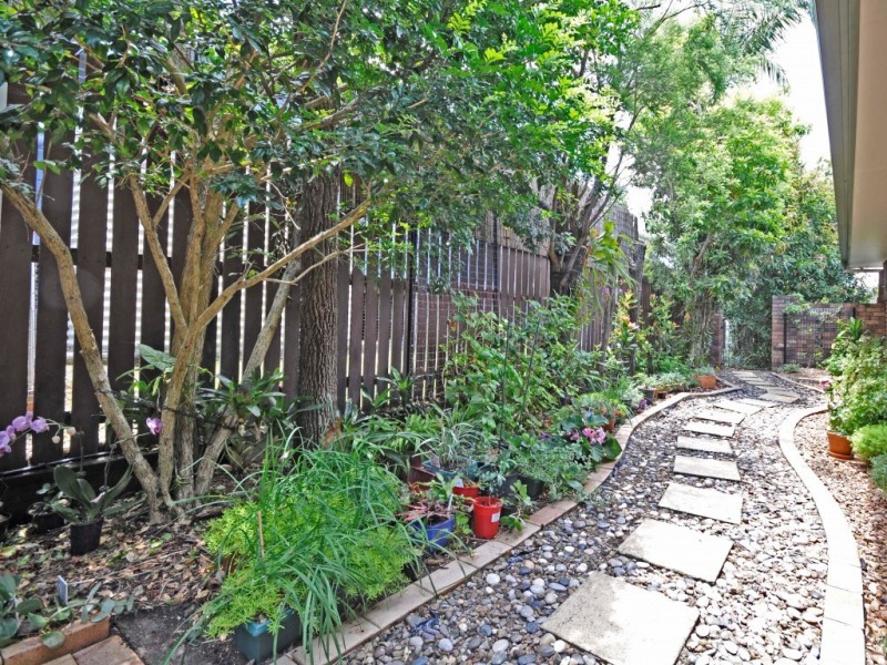 25 Tingward Street, The Gap QLD 4061