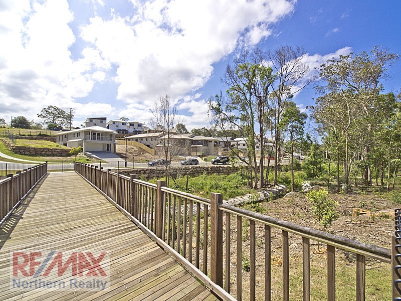 2/9 Creekside Court, Everton Hills QLD 4053