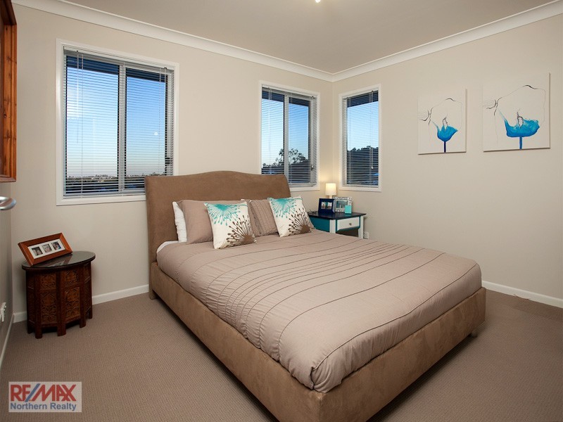 35 Evergreen Street, Mitchelton QLD 4053