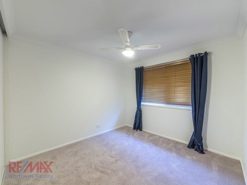 11 Marina Court, Eatons Hill QLD 4037