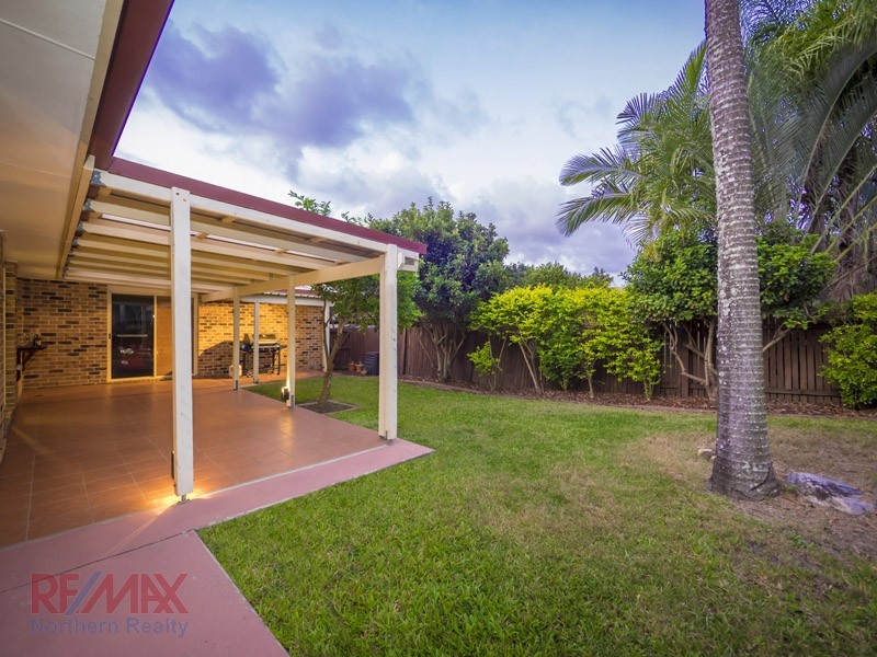 11 Queen Elizabeth Dve, Eatons Hill QLD 4037