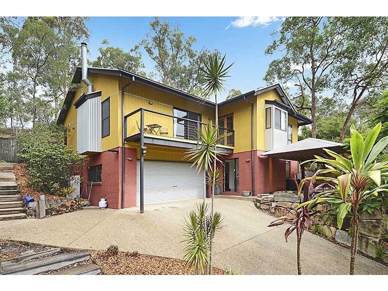 31 Larwood Place, Ferny Hills QLD 4055