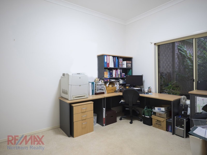 3 Hillgrove Cl, Eatons Hill QLD 4037