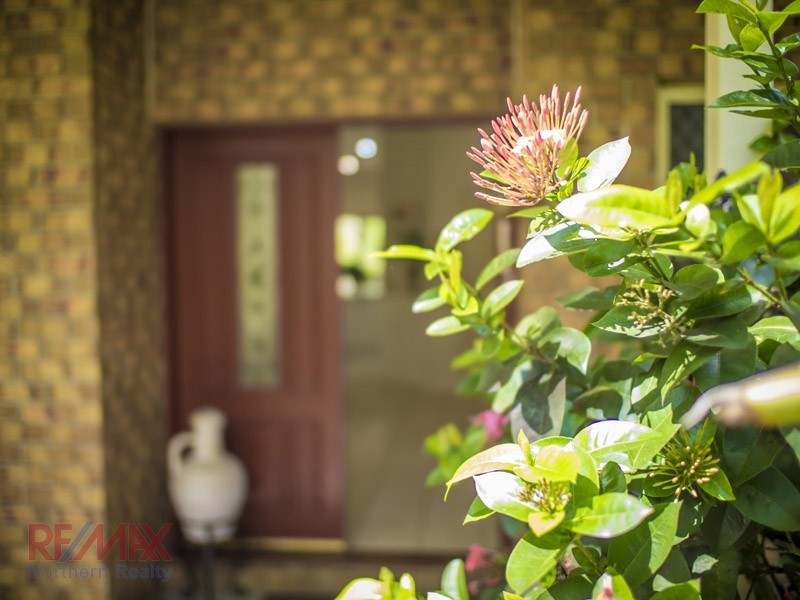 3 Hillgrove Cl, Eatons Hill QLD 4037