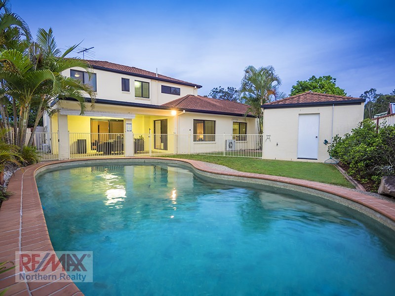 1 Holly Court, Albany Creek QLD 4035