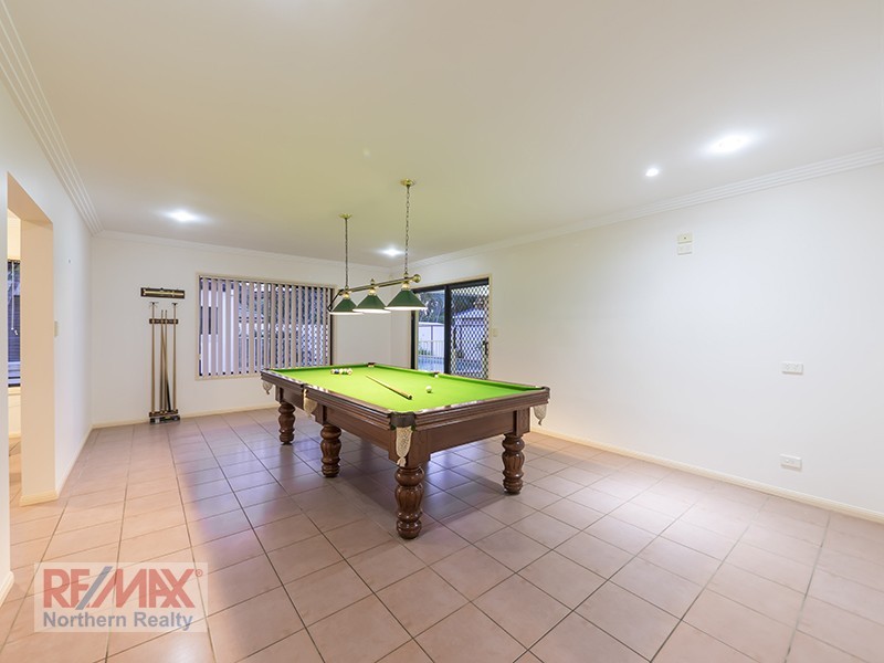 1 Holly Court, Albany Creek QLD 4035