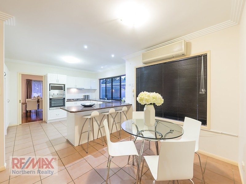 1 Holly Court, Albany Creek QLD 4035