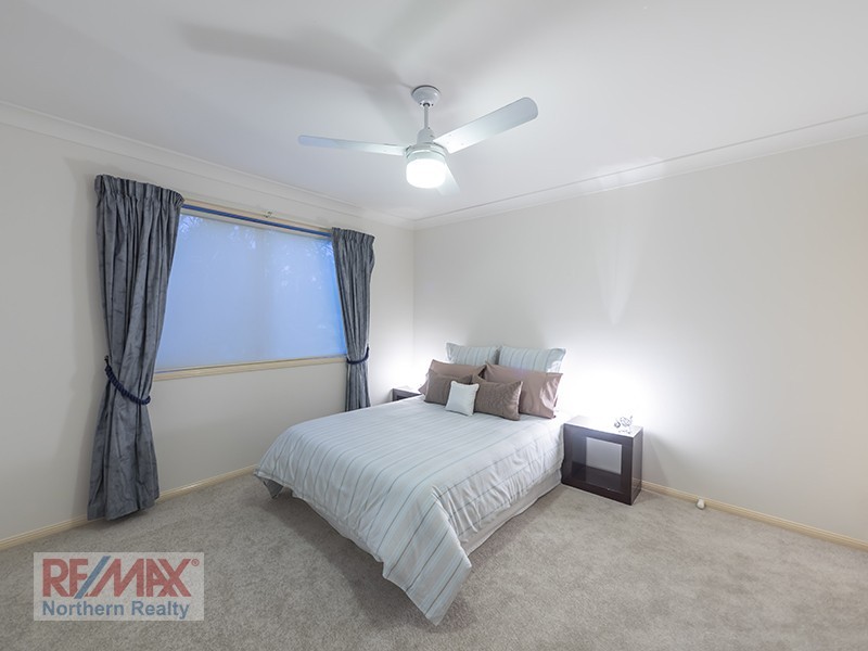 1 Holly Court, Albany Creek QLD 4035