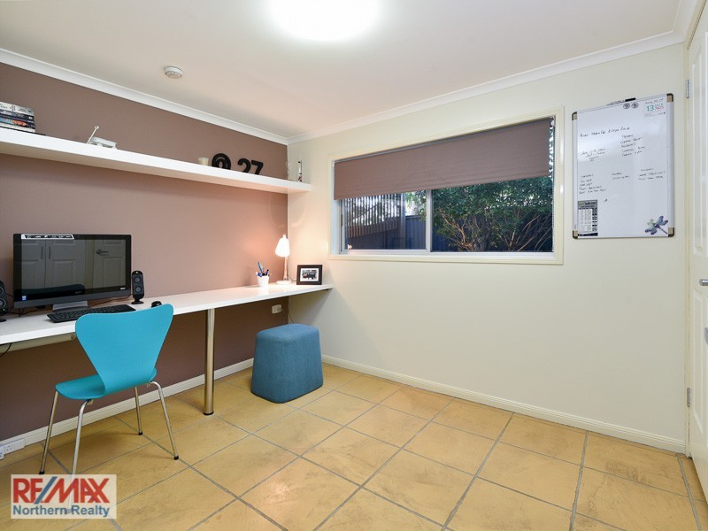 27 VIEW CRESCENT, Arana Hills QLD 4054