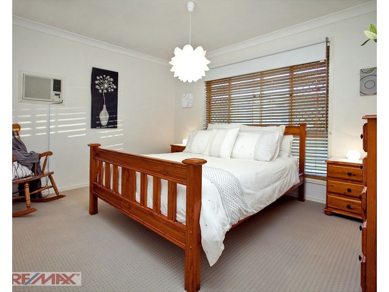 5 Duet Court, Eatons Hill QLD 4037