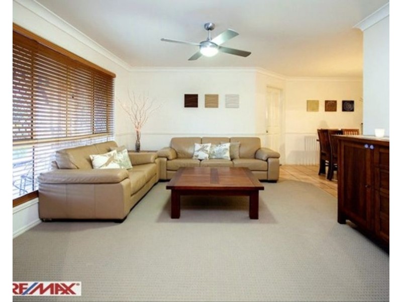 5 Duet Court, Eatons Hill QLD 4037