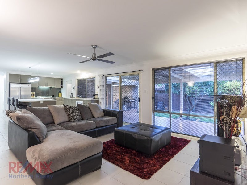 11 Queen Elizabeth Dve, Eatons Hill QLD 4037