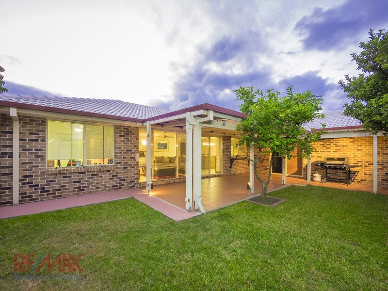 11 Queen Elizabeth Dve, Eatons Hill QLD 4037