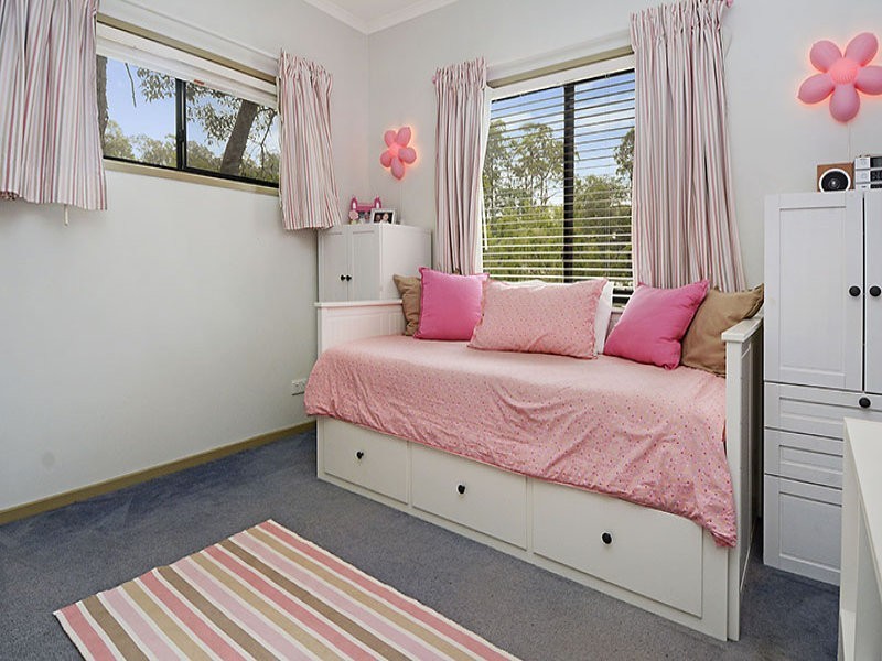 31 Larwood Place, Ferny Hills QLD 4055