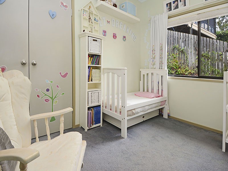 31 Larwood Place, Ferny Hills QLD 4055