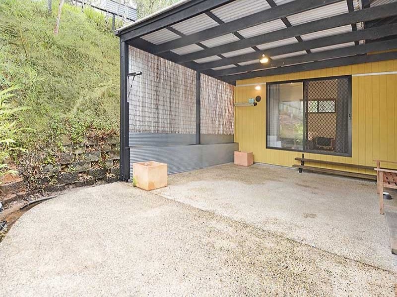 31 Larwood Place, Ferny Hills QLD 4055