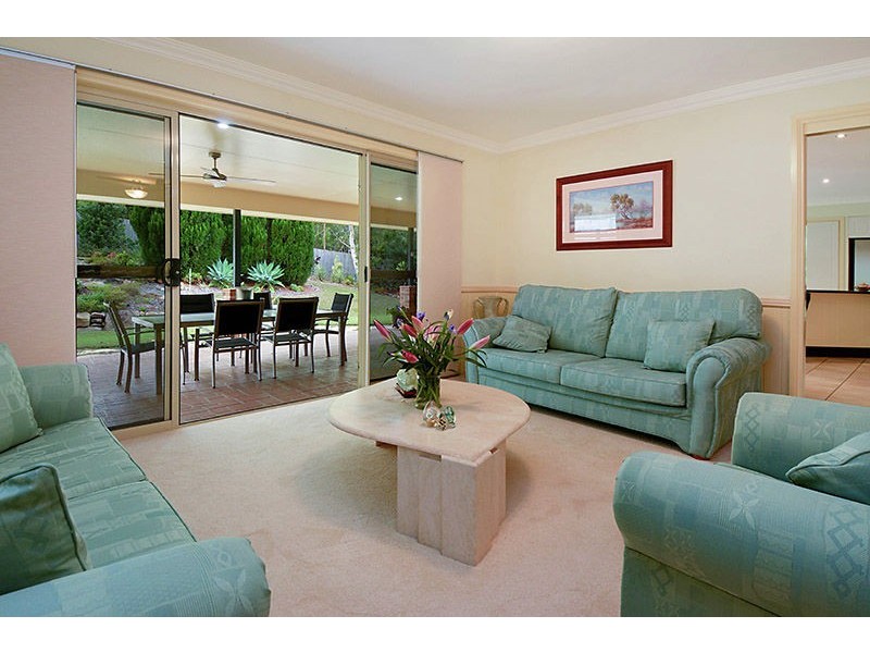 6 Pardalote Place, Cashmere QLD 4500