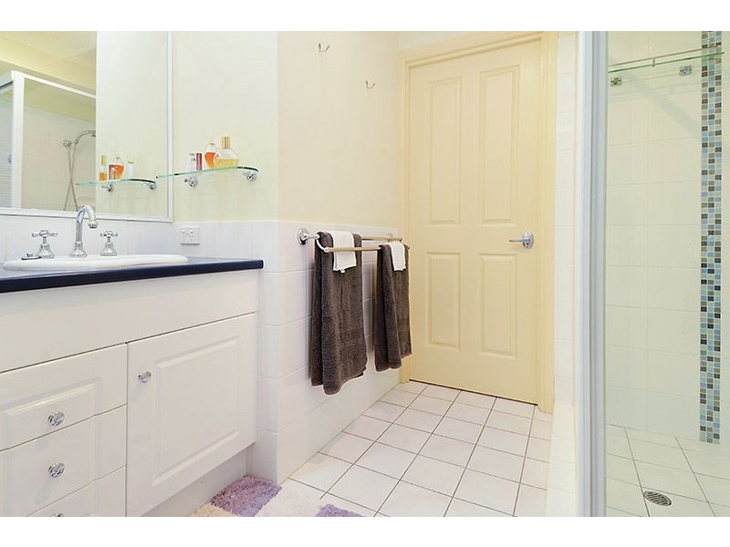 6 Pardalote Place, Cashmere QLD 4500