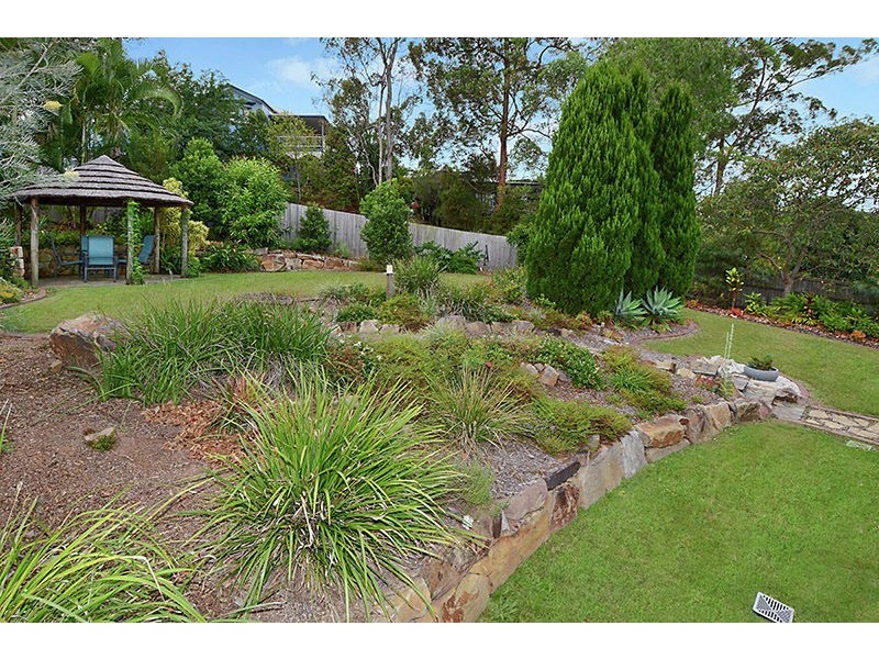 6 Pardalote Place, Cashmere QLD 4500