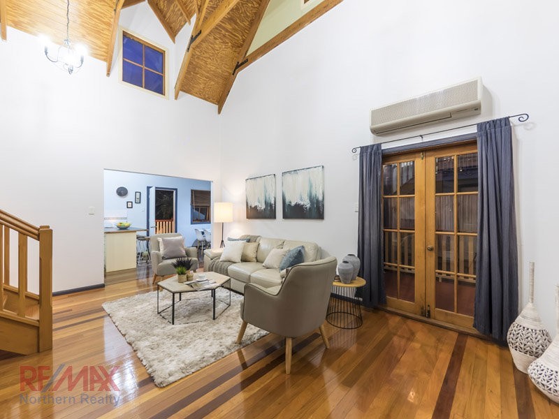 7 Renae Ct, Eatons Hill QLD 4037