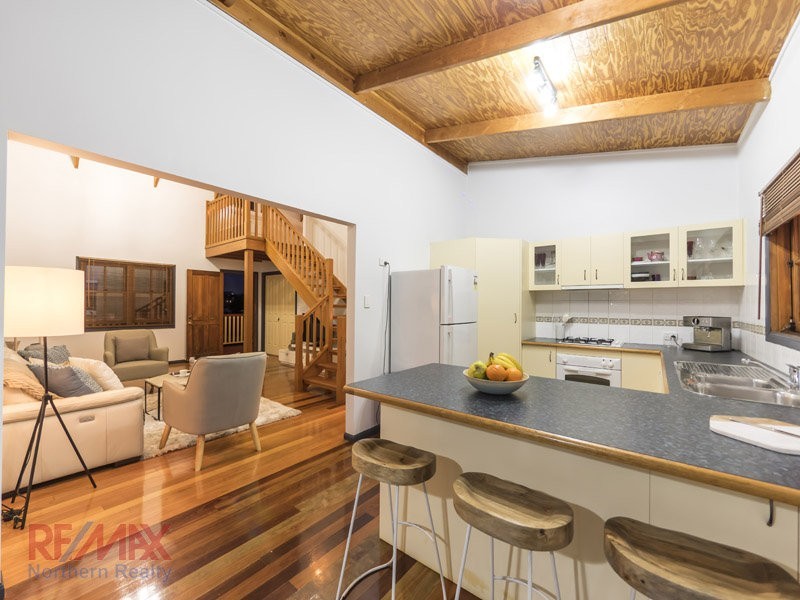 7 Renae Ct, Eatons Hill QLD 4037