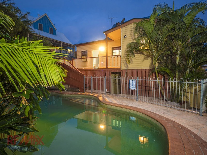 7 Renae Ct, Eatons Hill QLD 4037