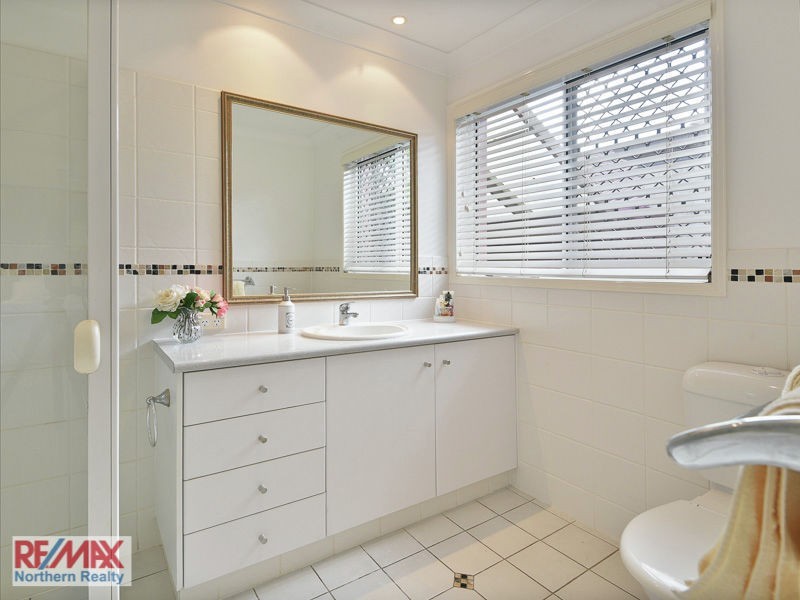 7 CORINA CLOSE, Robina QLD 4226