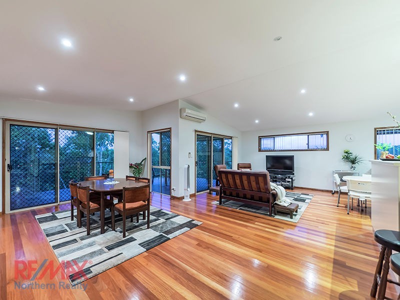 52 Riversleigh Crescent, Eatons Hill QLD 4037