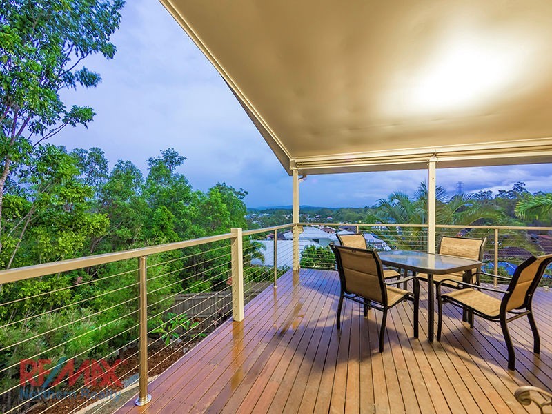 52 Riversleigh Crescent, Eatons Hill QLD 4037