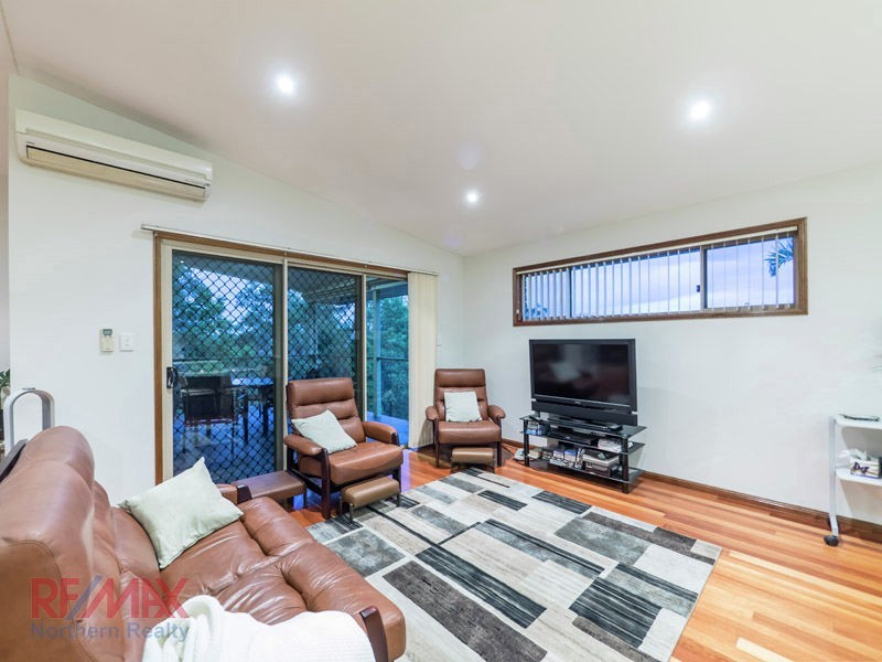 52 Riversleigh Crescent, Eatons Hill QLD 4037