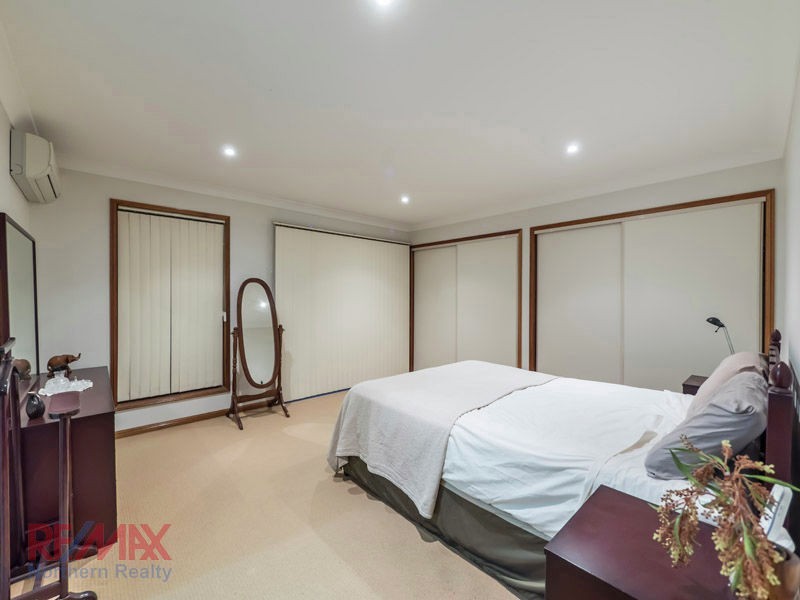 52 Riversleigh Crescent, Eatons Hill QLD 4037