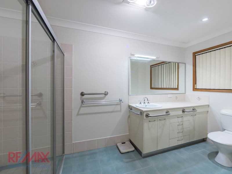 52 Riversleigh Crescent, Eatons Hill QLD 4037