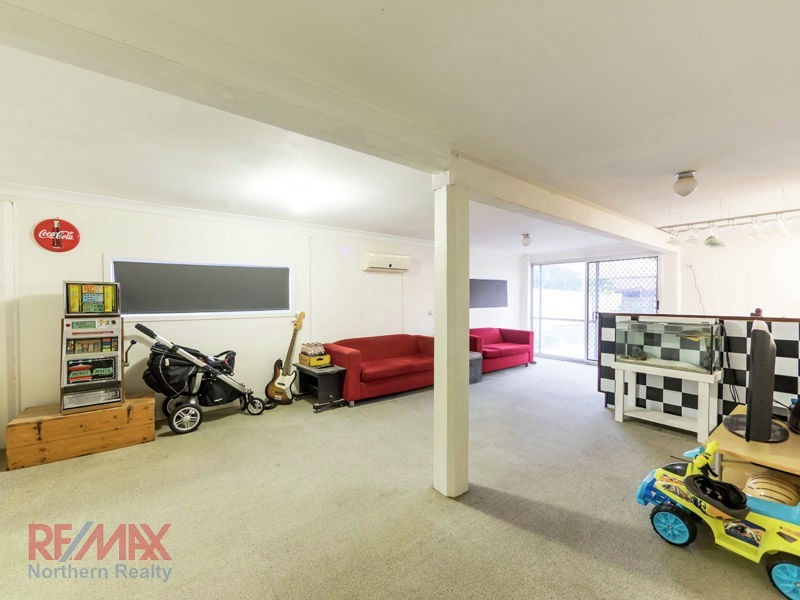 52 Pleasant Dve, Albany Creek QLD 4035