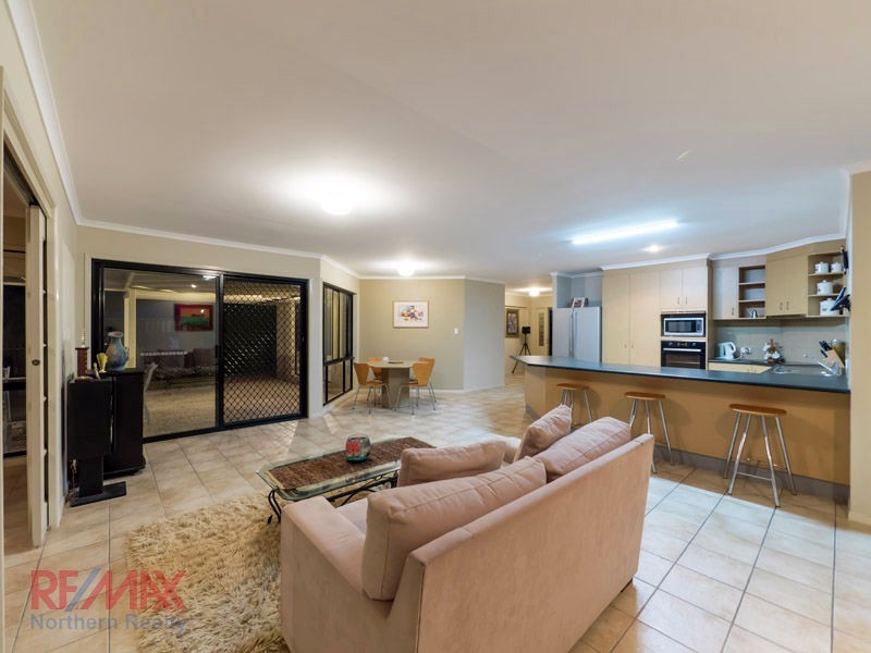 8 Havenwood ct, Albany Creek QLD 4035