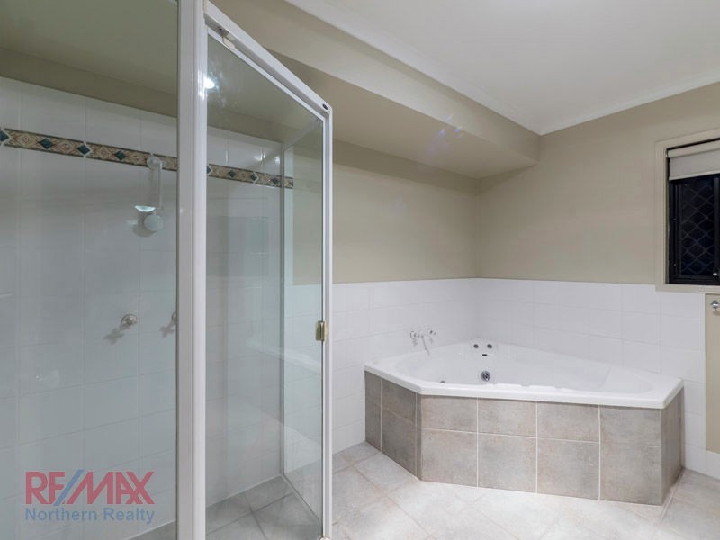 8 Havenwood ct, Albany Creek QLD 4035