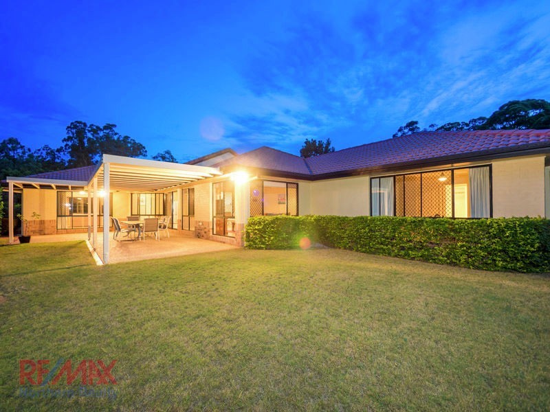 8 Havenwood ct, Albany Creek QLD 4035