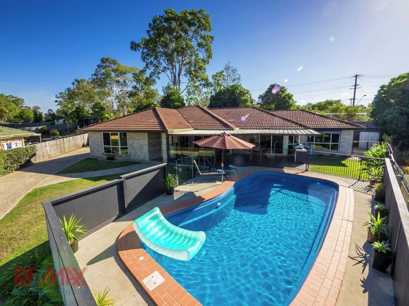 6 Greenside Place, Joyner QLD 4500
