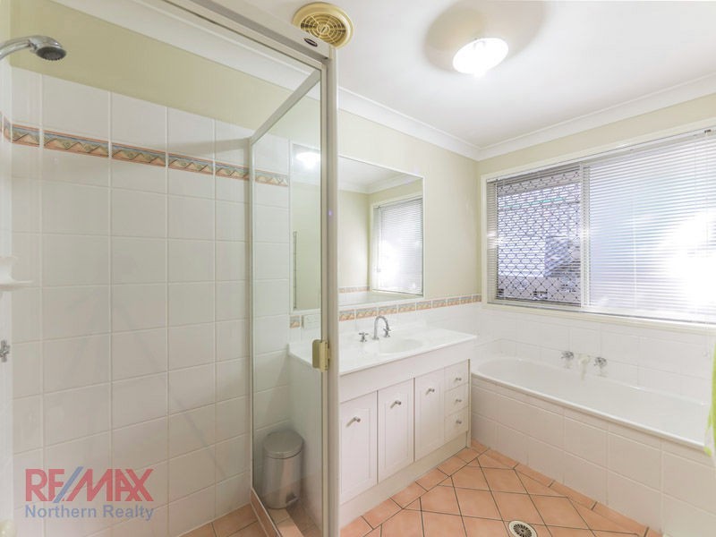 6 Greenside Place, Joyner QLD 4500