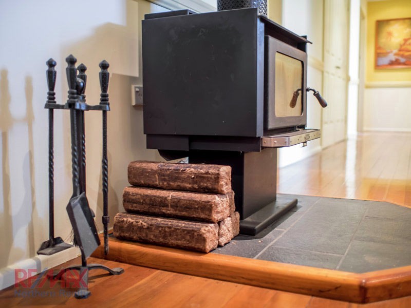 12 Stephen Street, Albany Creek QLD 4035