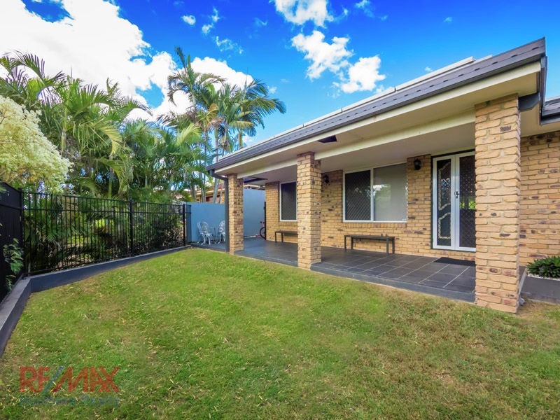 7 Chickowee Street, Albany Creek QLD 4035