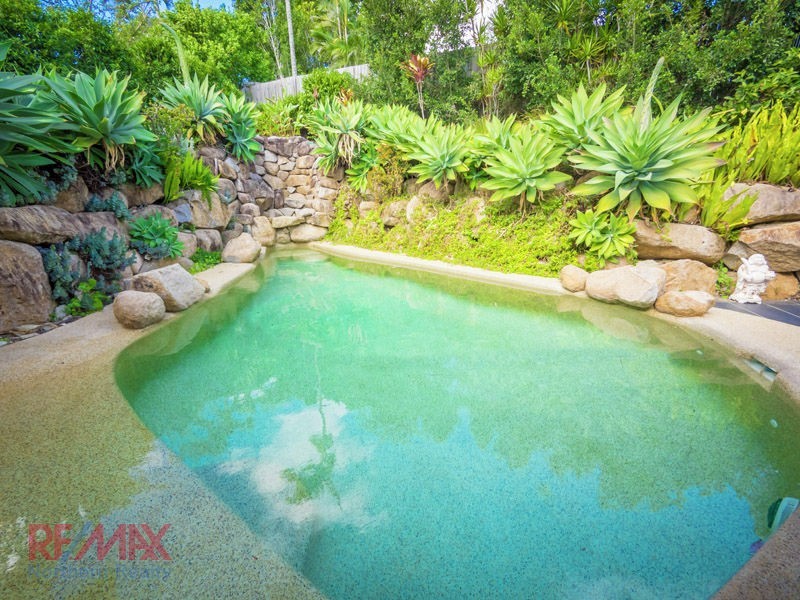 7 Chickowee Street, Albany Creek QLD 4035