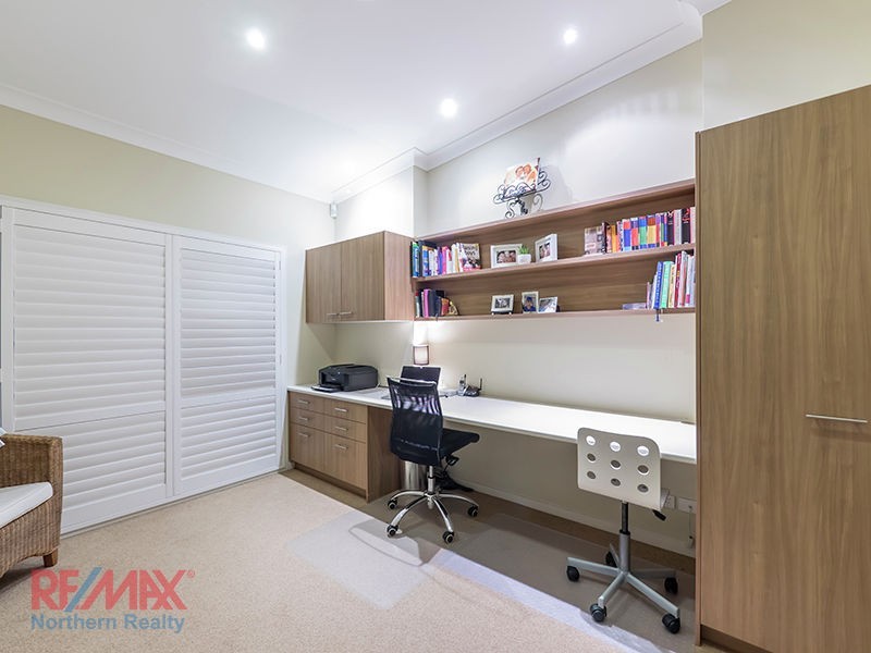 34 Rivergum Drive, Eatons Hill QLD 4037