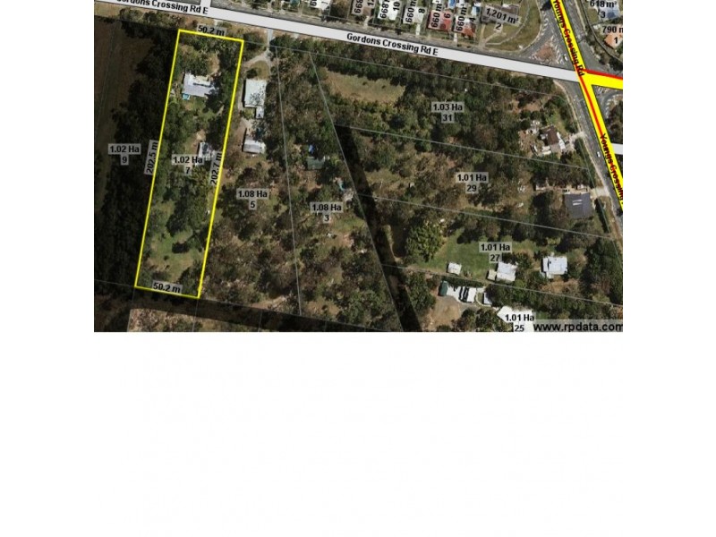 7 Gordons Crossing Road East, Joyner QLD 4500