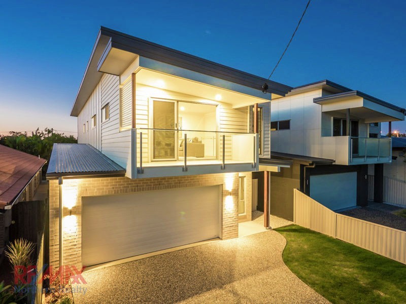 48A Arthur St, Woody Point QLD 4019